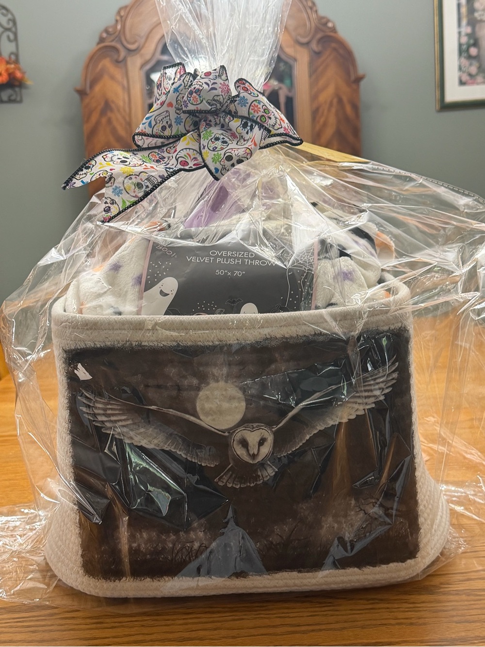 Halloween Owl Gift Basket – Ready to Give